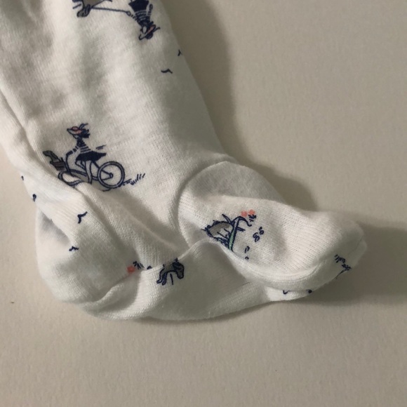 One piece long sleeve romper. - Picture 4 of 4